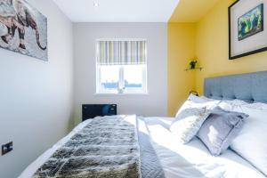 Stunning 2bedroom 2bathroom Apt With Parking Space