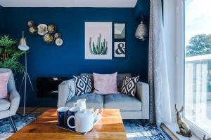 Stunning 2bedroom 2bathroom Apt With Parking Space