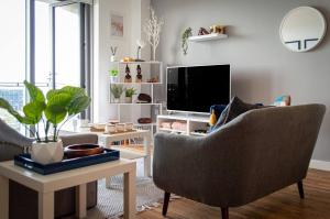 Stunning Mersey View Flat W Parking In Liverpool