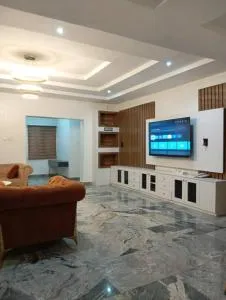 Omega Luxury Apartments - Rubuchi