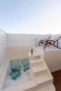 Santorini Sun Villas