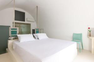 Santorini Sun Villas