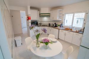 Vilamoura Beach Villa with Private Pool