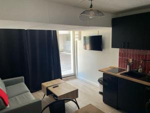 Marius, 3 ch, parking, Tram Croix dargent au pied, Sleep-in-Montpellier