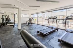 Studio Moderno na Região Central PGO301