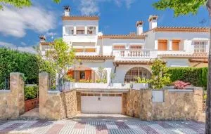 Nice Home In Platja Daro With Wifi - el Mas Vila