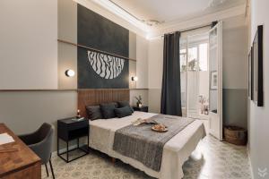 Halite - 2 bedrooms, terrace, and balcony in Gràcia
