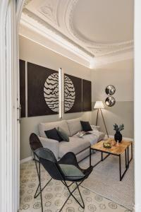 Halite - 2 bedrooms, terrace, and balcony in Gràcia