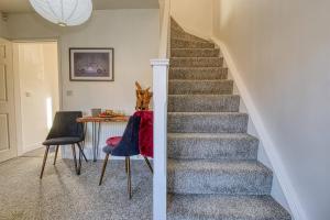 Gornal Dudley-2bed-contractor &long Stay -parking