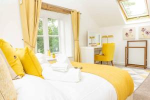 Luxury -Chelt Walking-2Bed-Long Stays-Parking