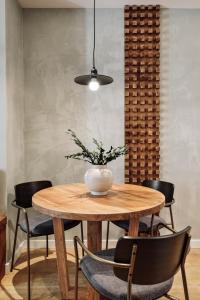 Ebre - 1 bedroom and balcony in Eixampre Esquerre