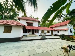 Kaanayi Heritage Home - Nīleshwar