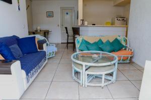 Charmosa casa em Maresias, pe na areia c piscina