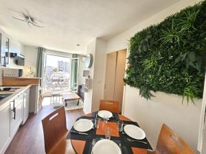 T2 neuf - centre - Parking supp