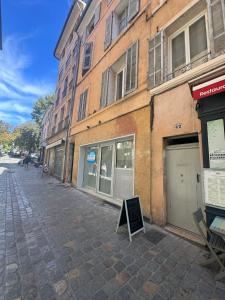 artist plein centre ville historique