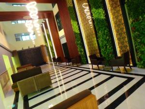 Elite, sea view,beach 200 meters