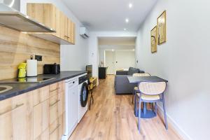 Apartamentos Beatriz by gaiarooms