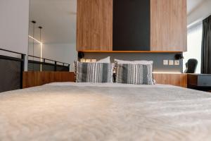 Endless View loft