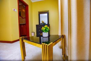 Divine Royal Residences