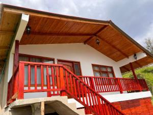 CABAÑA EL NOGAL - Laguna de la Cocha