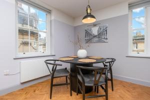 Bath Street Penthouse