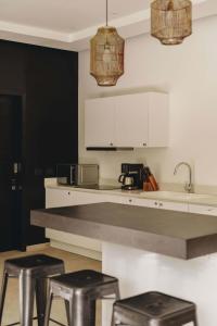 Elegant 4 Bedroom Villa, Gated Access & Personalized Concierge