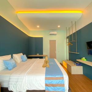 Unique Private Villa - fulton Avenue