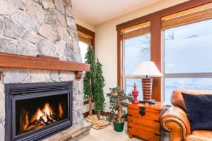 Stonegate Resort Unit A104