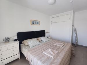 TOP FLOOR OCEAN VIEWS Lanzamar - Renovated Gem with a Sunny, Private Terrace & Elevator & Pool - Puerto del Carmen