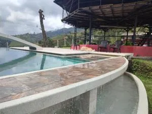 FINCA LA FORTALEZA - 圣罗莎德卡瓦尔