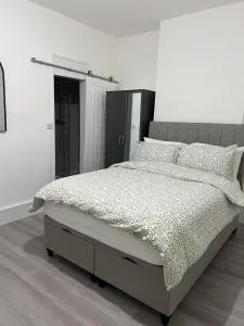 Oxborne Rooms UK - Plaistow - London