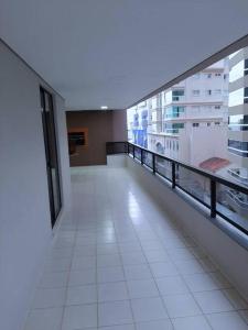 Apartamento Meia Praia - Portal das Flores
