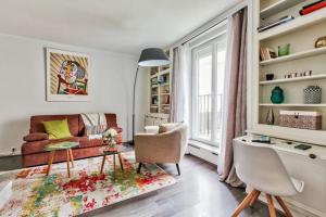 Charming 1BR apartment with terrace Le Marais Paris Center