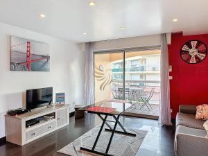 T2 Eclat Carmin-Clim, terrasse, piscine, tennis - CapitalChic Services - Fréjus