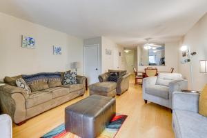 Walk to Beach Hilton Head Island Tennis Retreat!