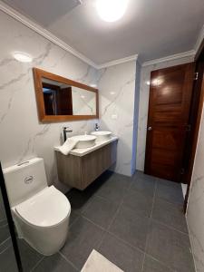 Gold Reef 101 - Exclusiv 2 BR mit Pool, Beach Shuttle und Tiefgarage