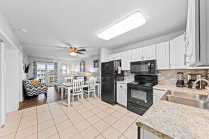 Plantation East #3325