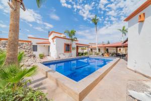 Go Baja Villas 2 Bedroom (King)