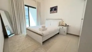 Sleek 1BR in DSO, Dubai - Dubai