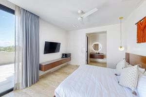 Sapphire nest Studio