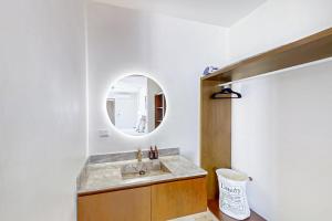 Sapphire nest Studio