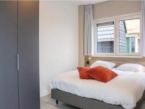 Villa in Friesland with Waterfront Garden