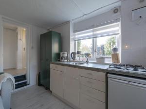Comfy holiday home near sea