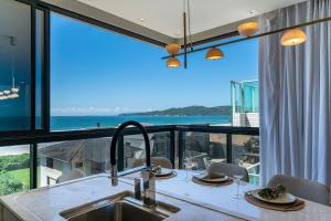 East Wind 202 - Frente Mar em Mariscal