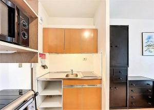 Résidence Cosmos - STUDIO 4 PERSONNES FACE AUX PISTES MAE-9264