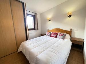 Les Chalets Des Evettes - Appartement cozy au pied des pistes dans une résidence avec piscine MAE-6431