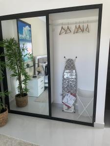 Gold Reef 201 - Luxury 2BR mit Pool, Beach Shuttle und Tiefgarage