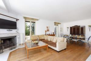 Villas Villa Oneiro, vue imprenable a Theoule-sur-mer : photos des chambres