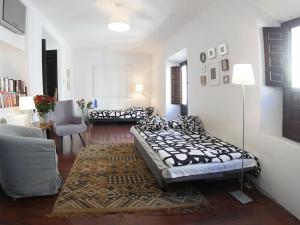 VIP HOUSE RENTALS, entire apartment in Malaga Old Town