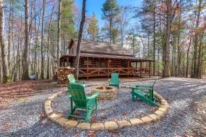 Hot Tub and Games Ridgetop Cabin in Blue Ridge! - Baxter